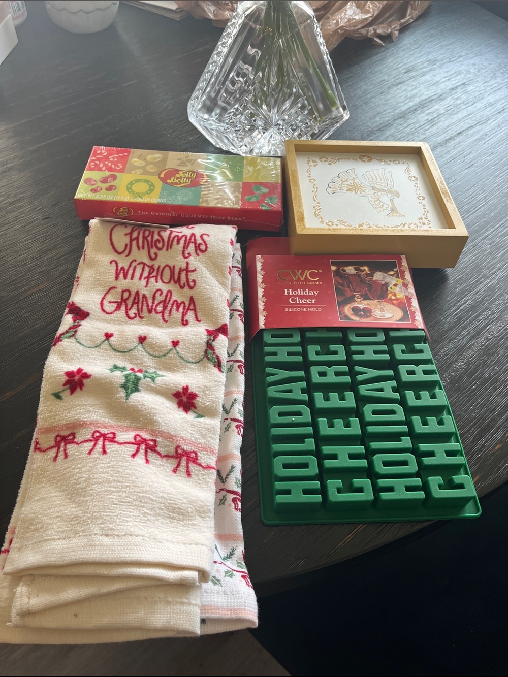 Holiday Cheer Bundle  4 pieces. New